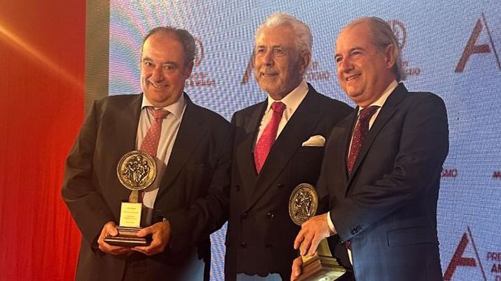 Tomás Valiente, Antonio Morera Vallejo y Javier Curtich.