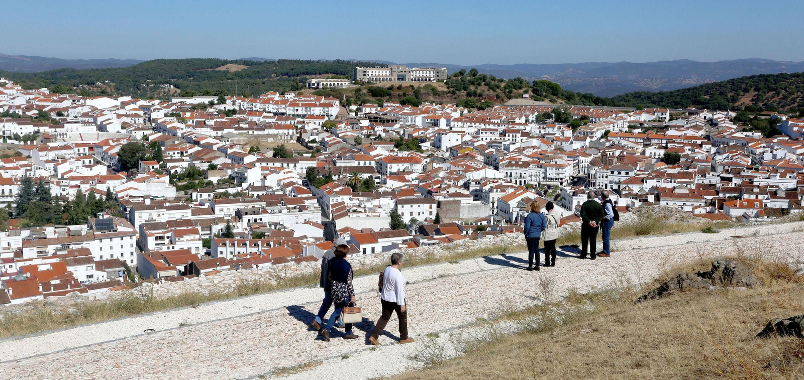 El pueblo onubense favorito de Andalucía para una escapada en pareja este otoño