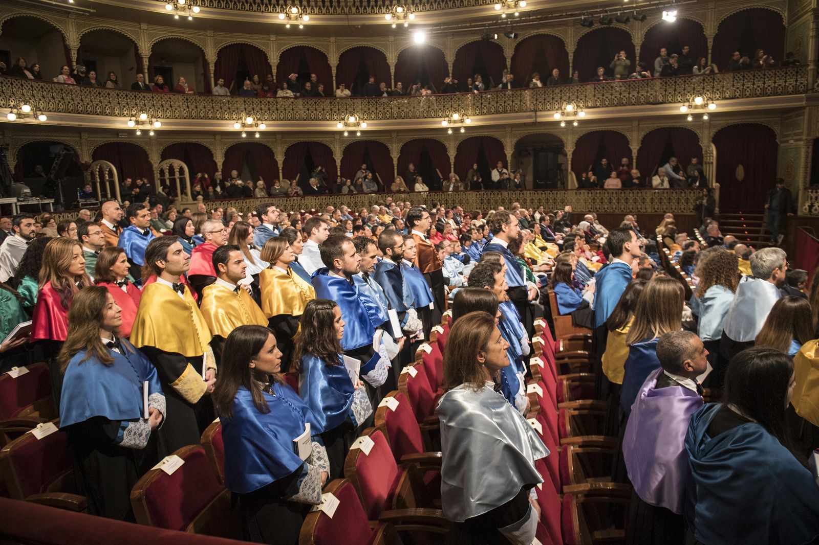 Imágenes del acto de investidura de nuevos doctores de la UCA y entrega de Premios Extraordinarios de Doctorado