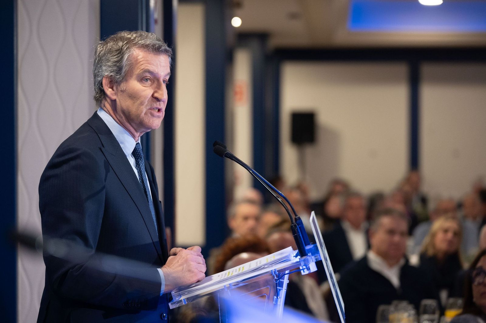 Alberto Feijóo, presidente del PP, en un desayuno informativo de Fórum Europa, en Bilbao.