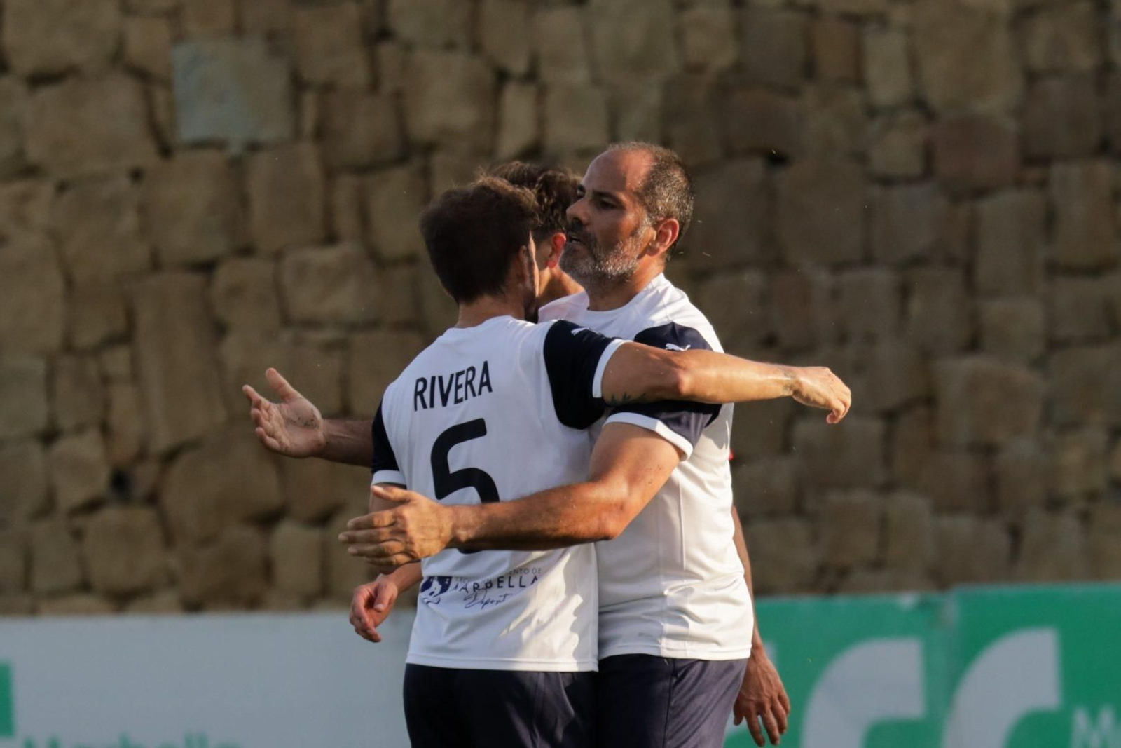 Leyendas e históricos en Marbella por una buena causa: Xavi, Marchena, Tamudo, Salva...