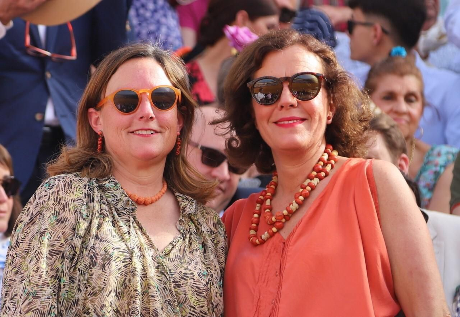 Carmen Escudero y Almudena Charlo de Bonilla