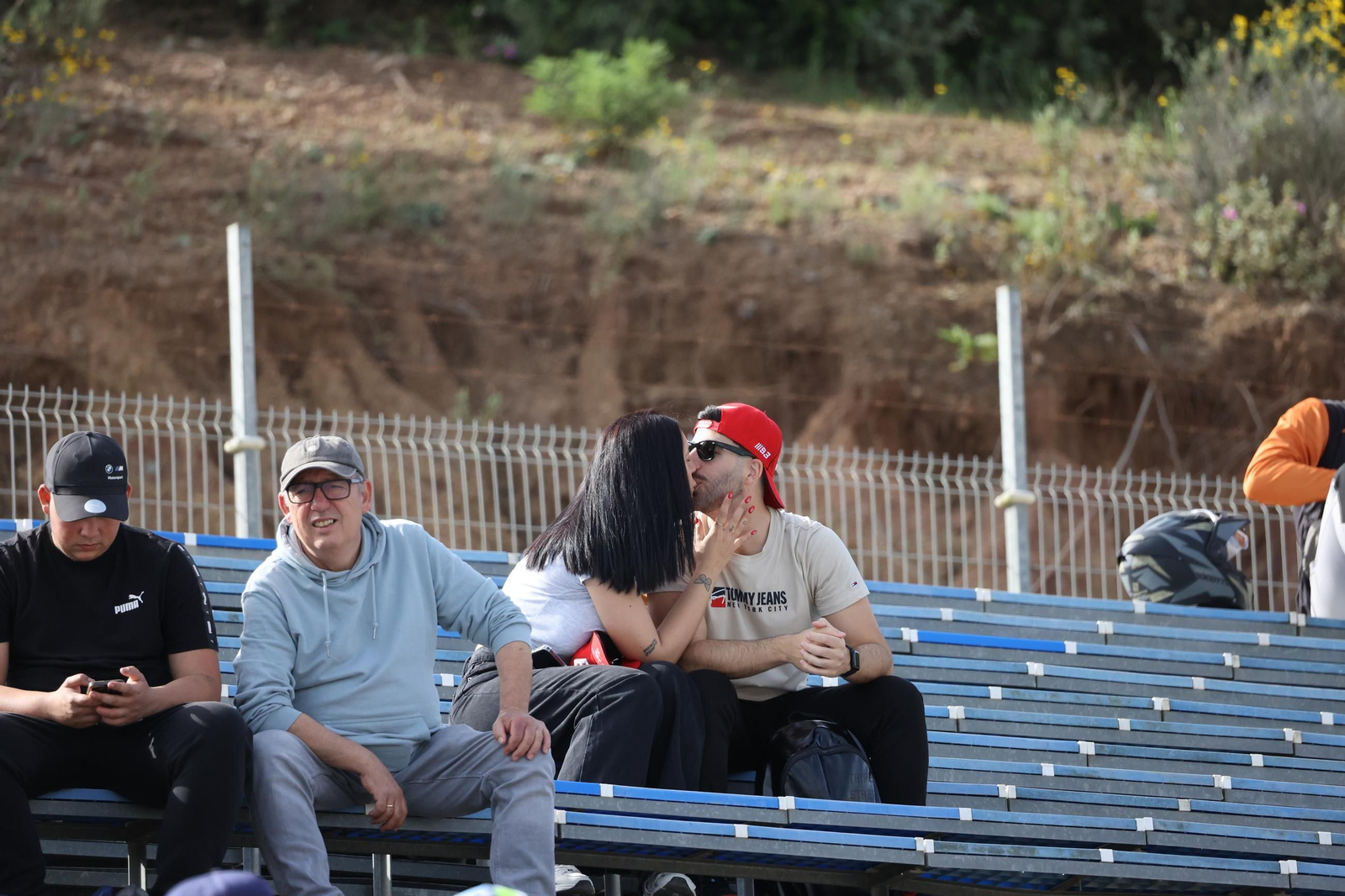 Ambiente del viernes en las gradas del Circuito de Jerez - Ángel Nieto