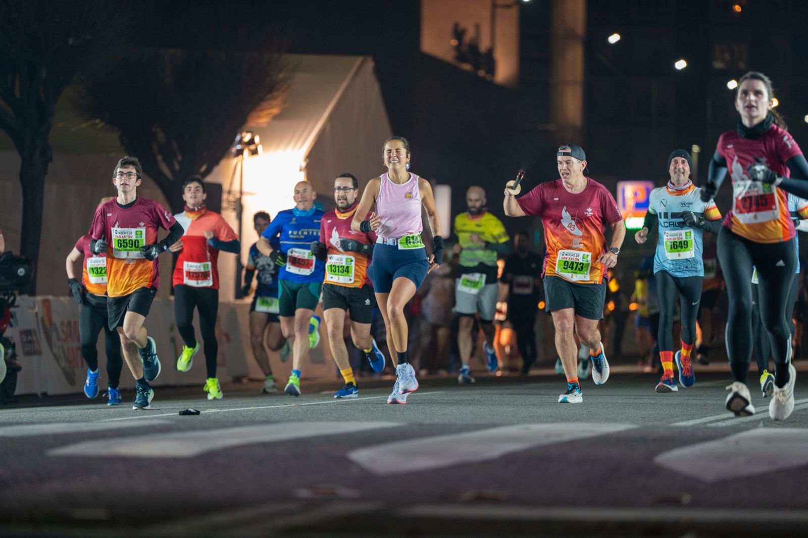 En imágenes: búscate en tu llegada a meta de la Carrera de San Antón 2026 (7)