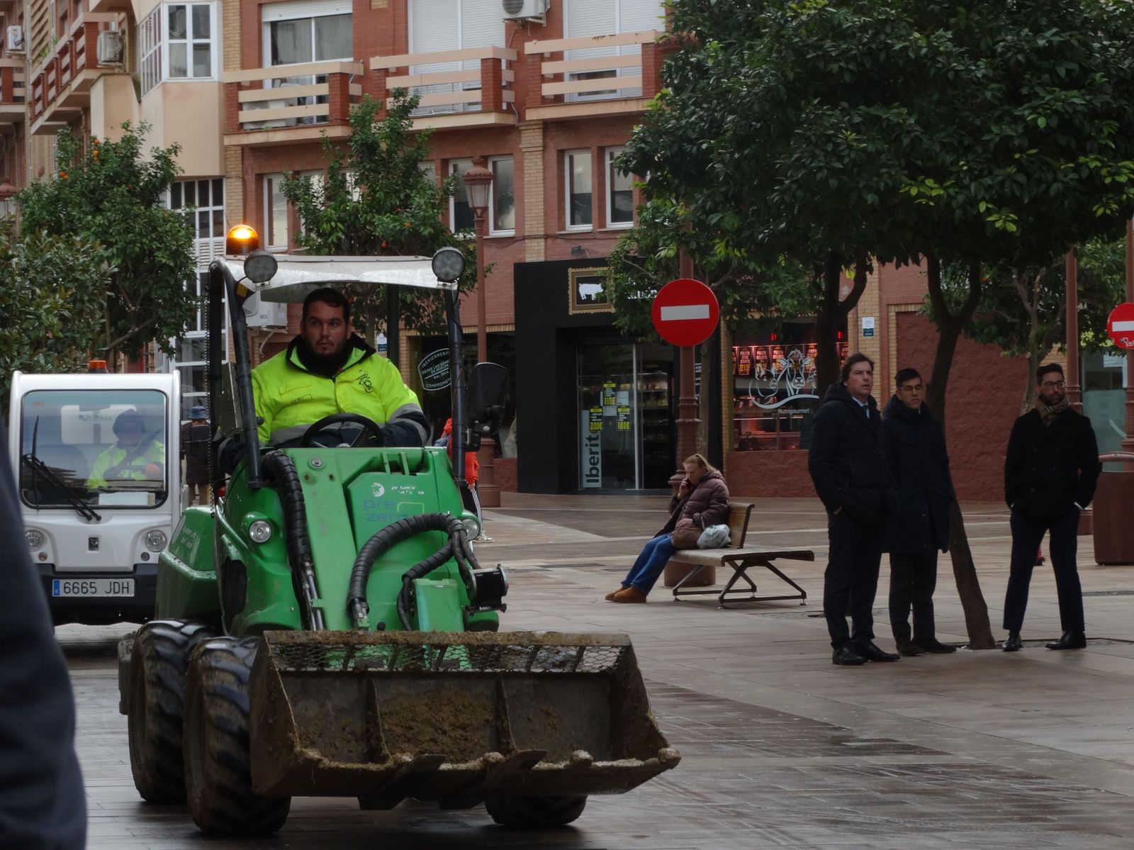 Fotos de ambiente en la mañana del lunes