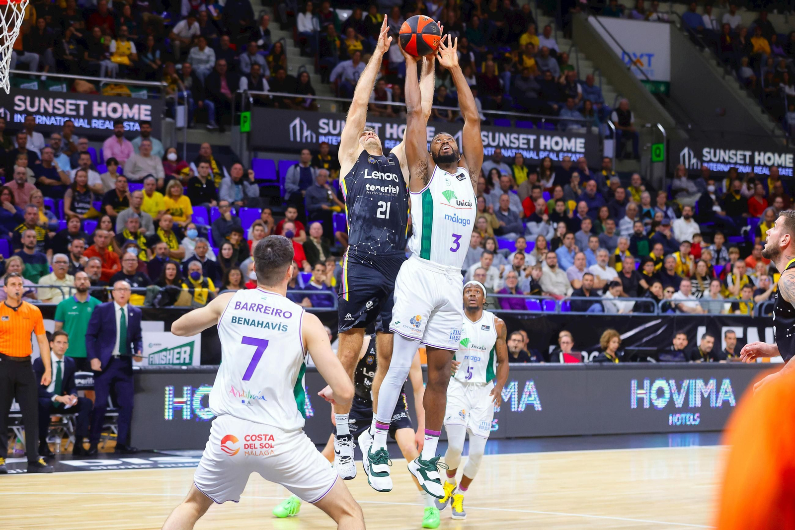 Melvin Ejim, sus cuatro años y seis títulos en Málaga