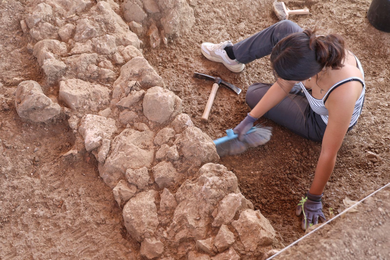 La excavación arqueológica de Cerro del Villar, en imágenes