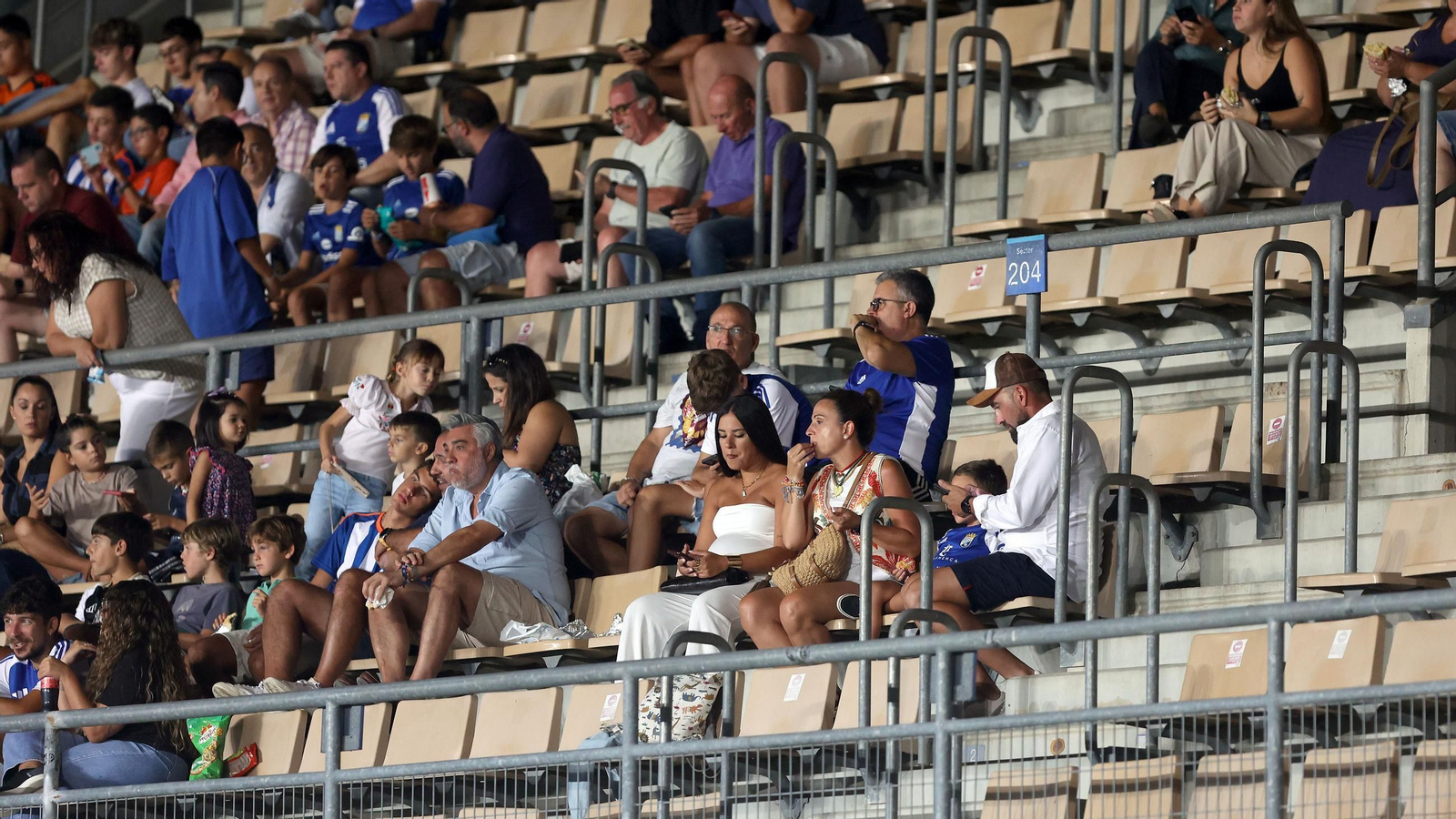 Búscate en el Trofeo Feria de la Vendimia entre el Xerez CD contra el Juventud Torremolinos en Chapín