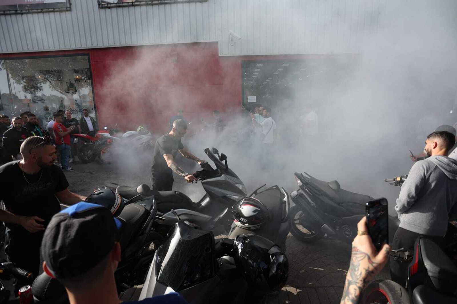 Ambiente motero del viernes del Gran Premio de MotoGP en Jerez