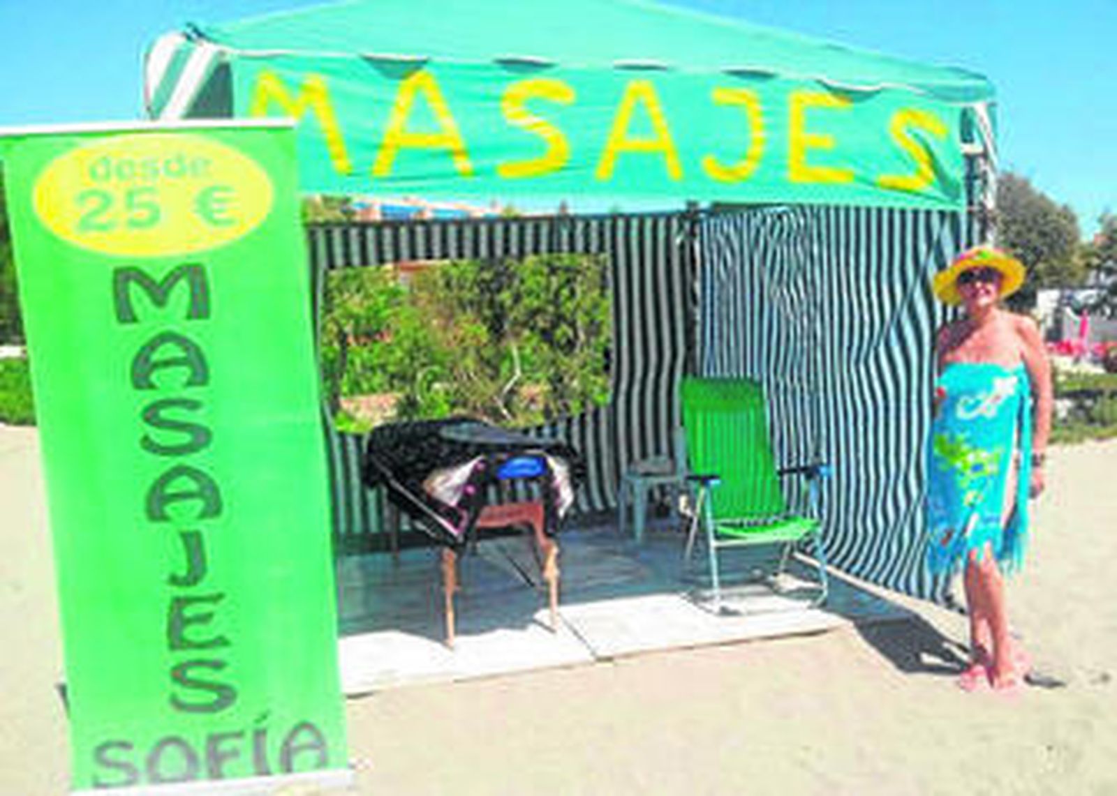Carpa de Masajes Sofía en la playa nudista de Vera.