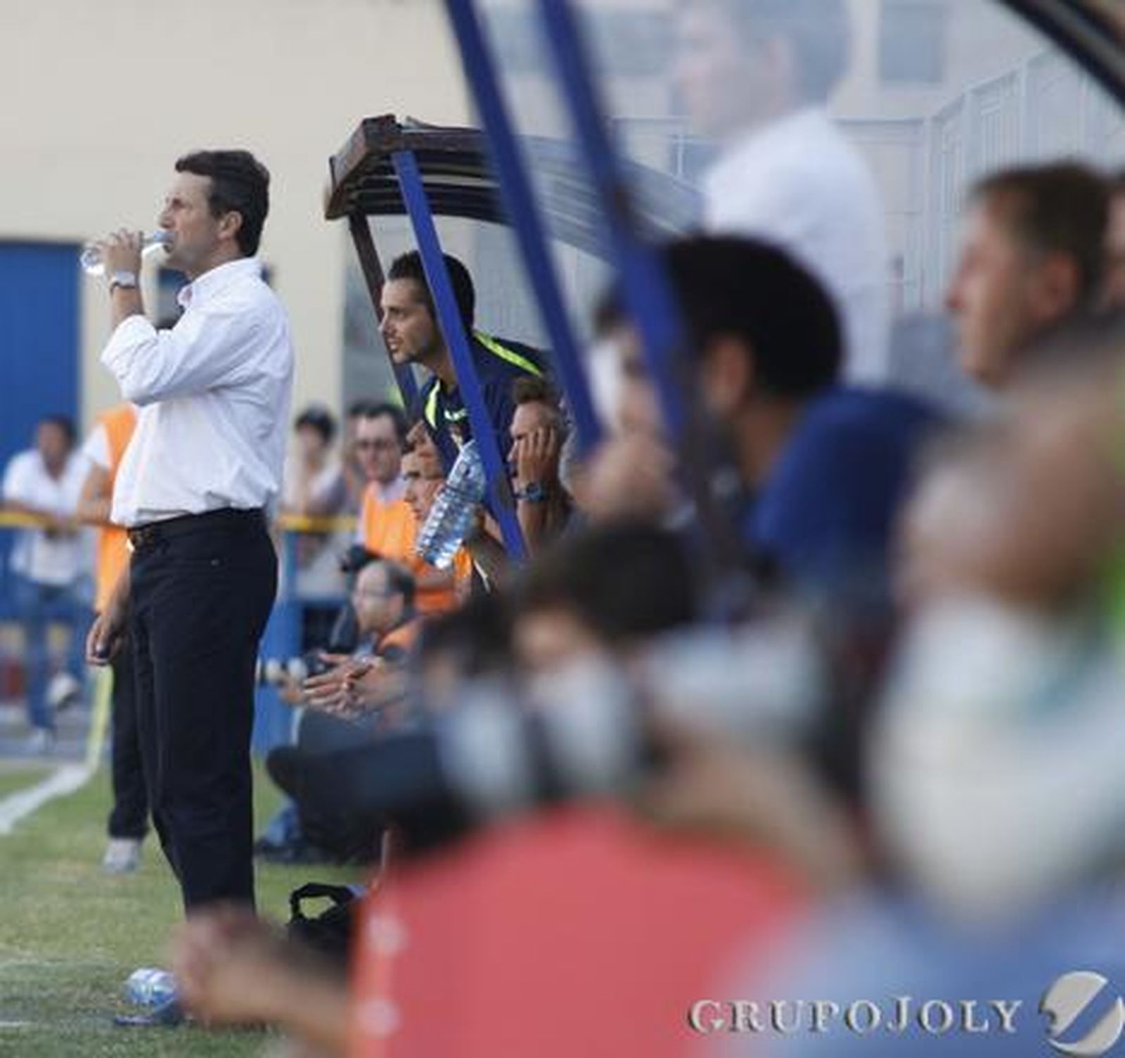 Jose González, con su inseparable botella de agua.

Foto: LOF