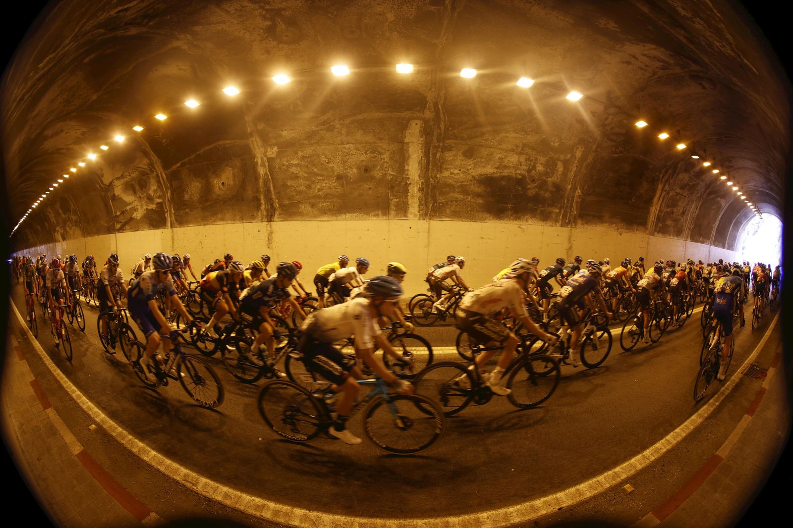 Las fotos de la etapa de la Vuelta que acabó en Sierra Bermeja