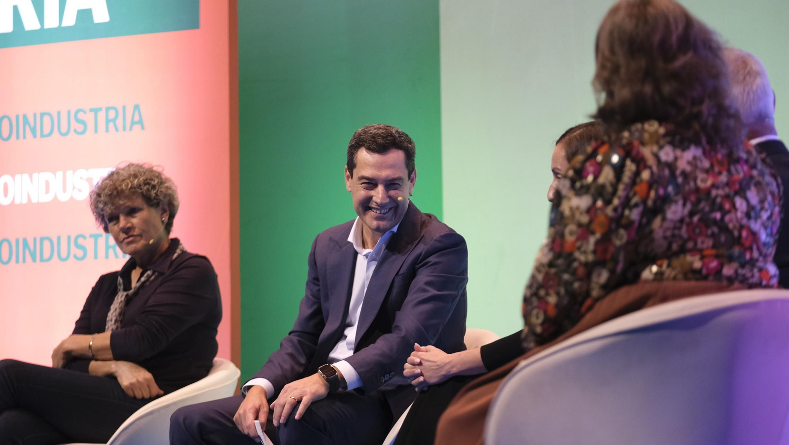 Las imágenes del 'Foro, Agricultura, Agua y Futuro en Andalucía' organizado por el PP