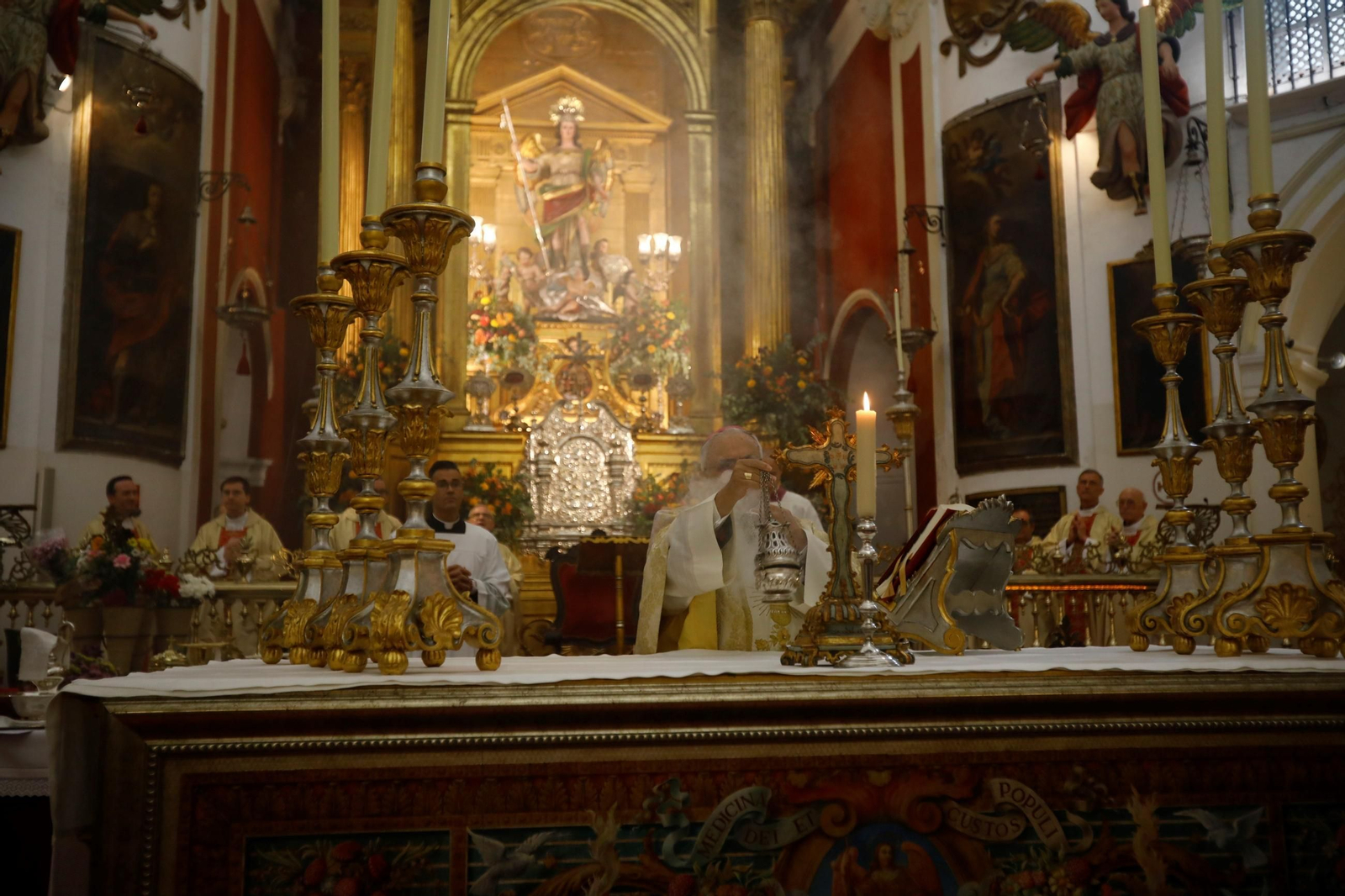 Las mejores fotos de la misa en honor a San Rafael de Córdoba