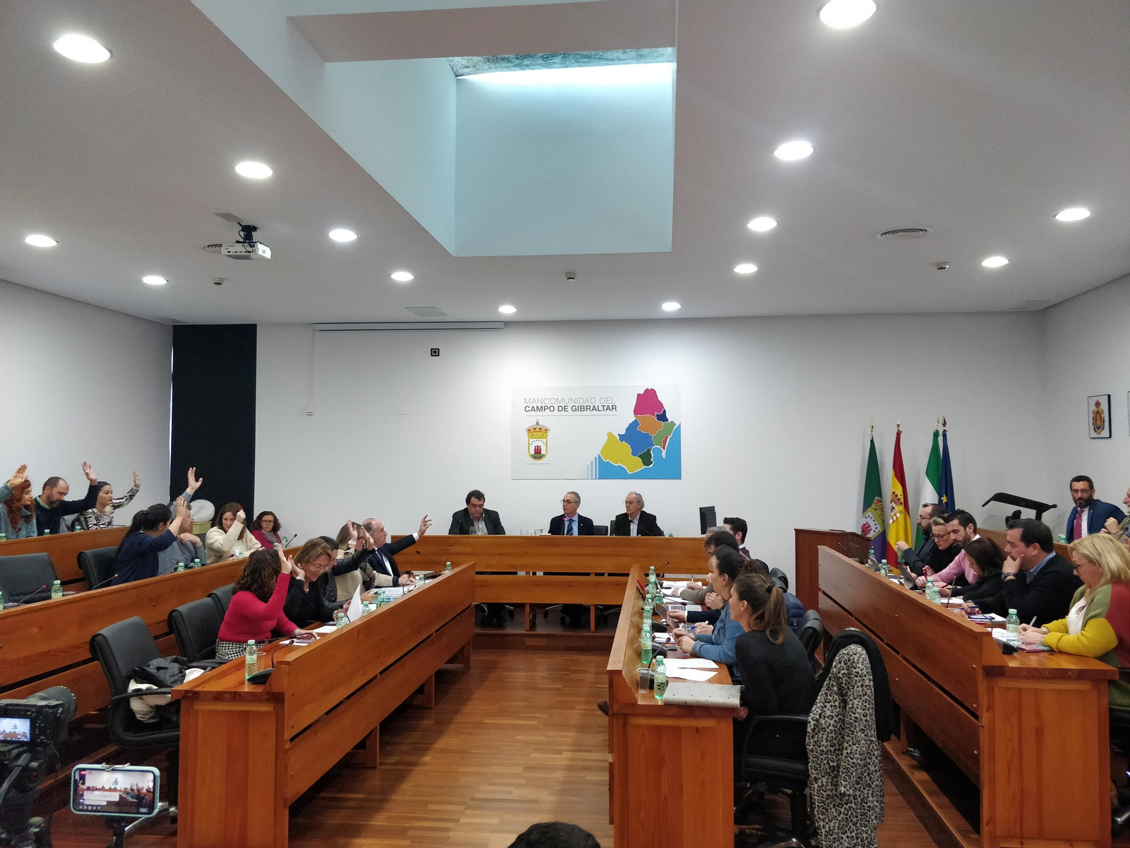 La Junta de Comarca en la que se aprobó la subida del agua