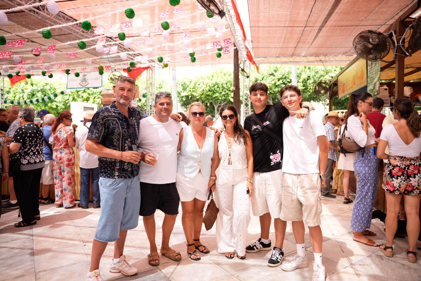 Así viven los almerienses el primer sábado de la Feria del Mediodía