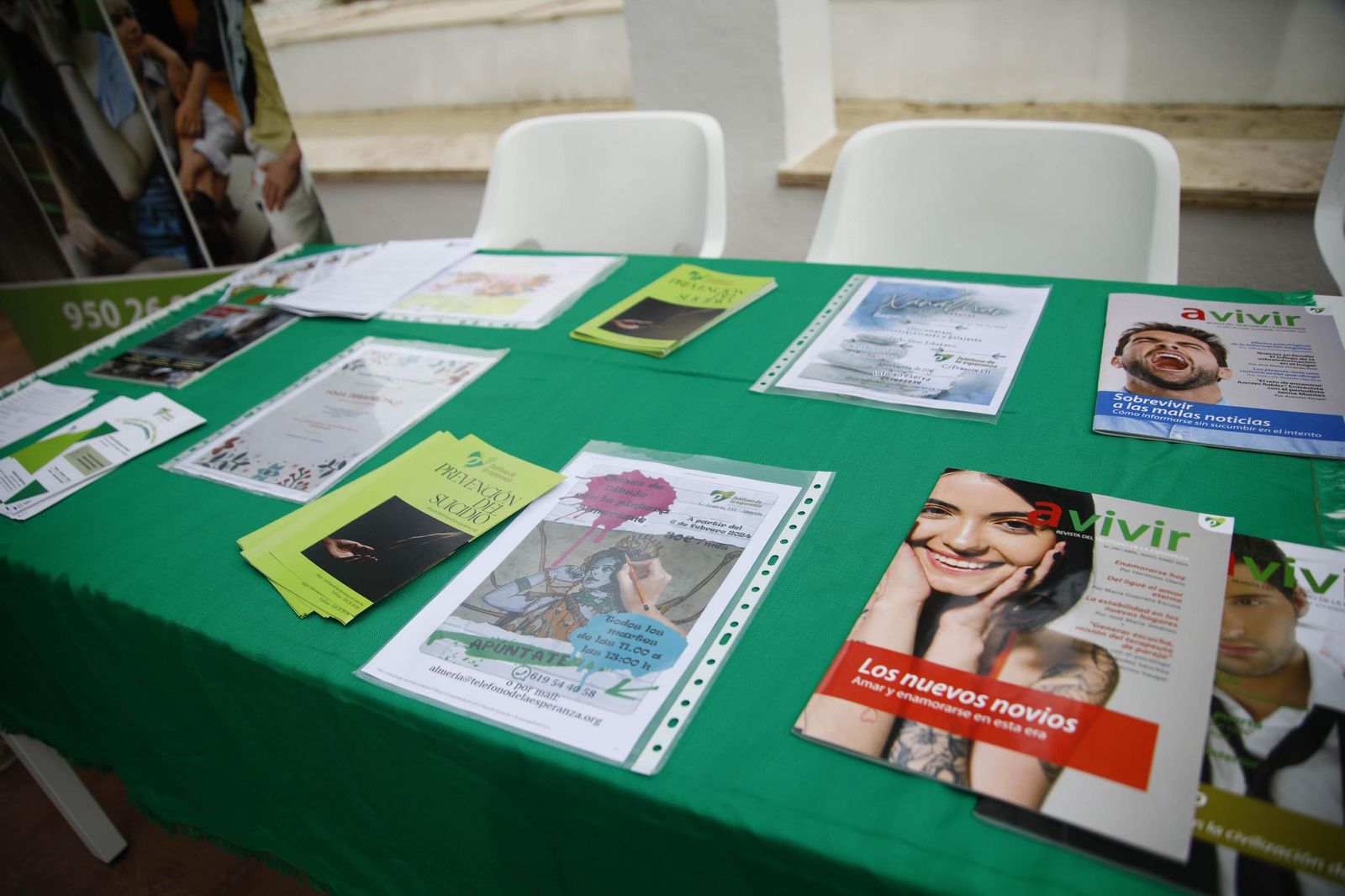 Las imágenes del "Día mundial de la salud mental" en Almería