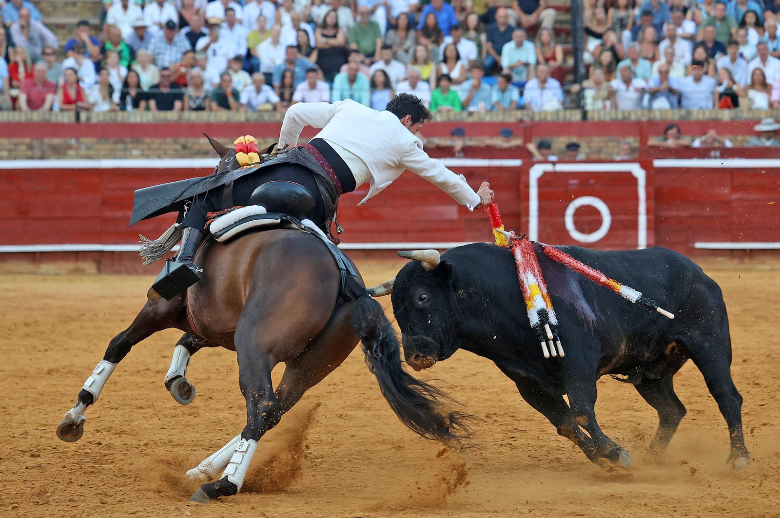 Toros La Merced: Imágenes de la tarde de Rejoneo con Diego Ventura, Andrés Romero y Sergio Galán