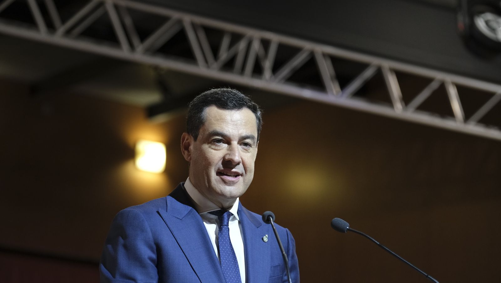 El Presidente de la Junta Juanma Moreno, inaugura el curso universitario andaluz en Almería