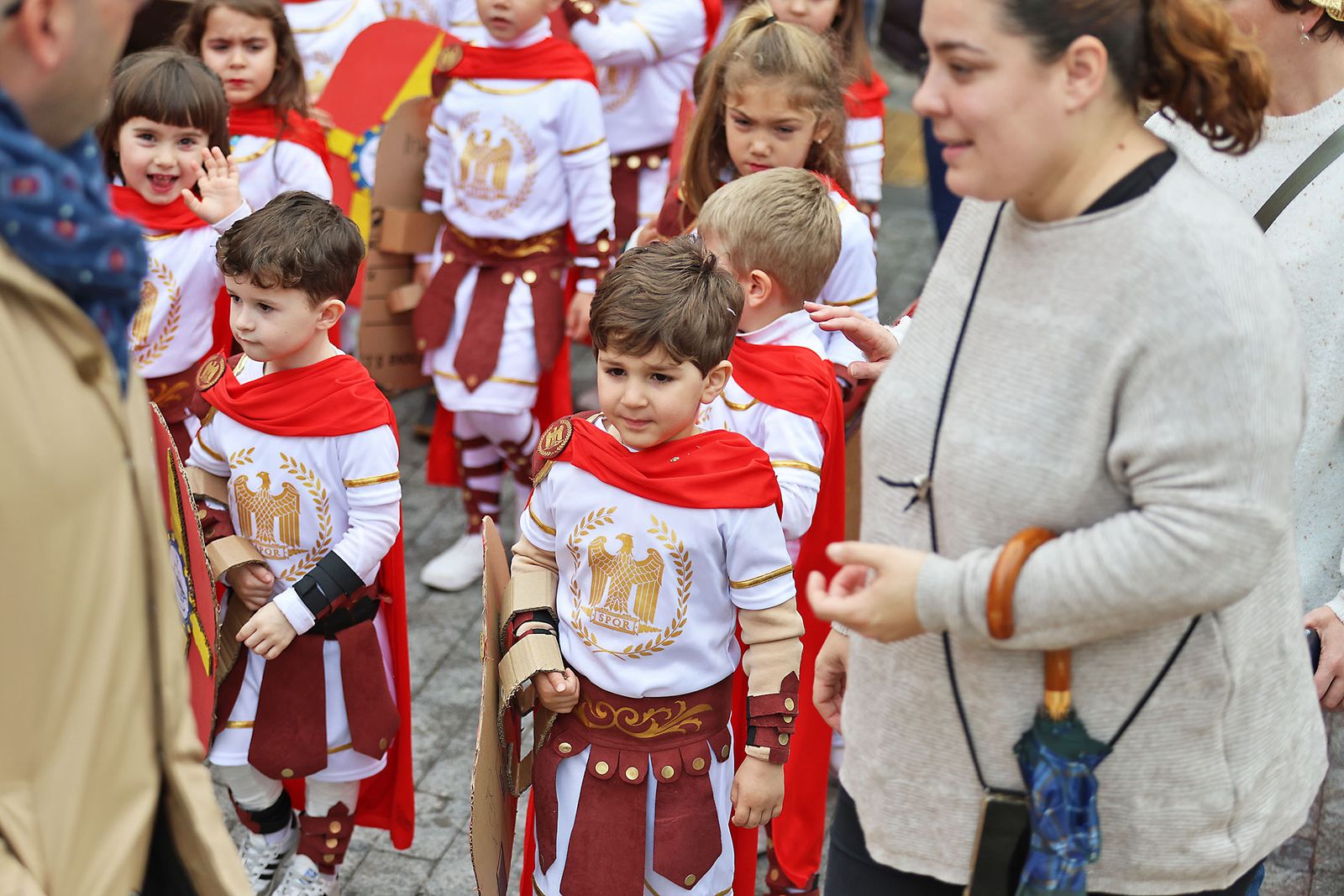 Imágenes del desfile “Un paseo por la historia”  de los niños del colegio Funcadia de Huelva