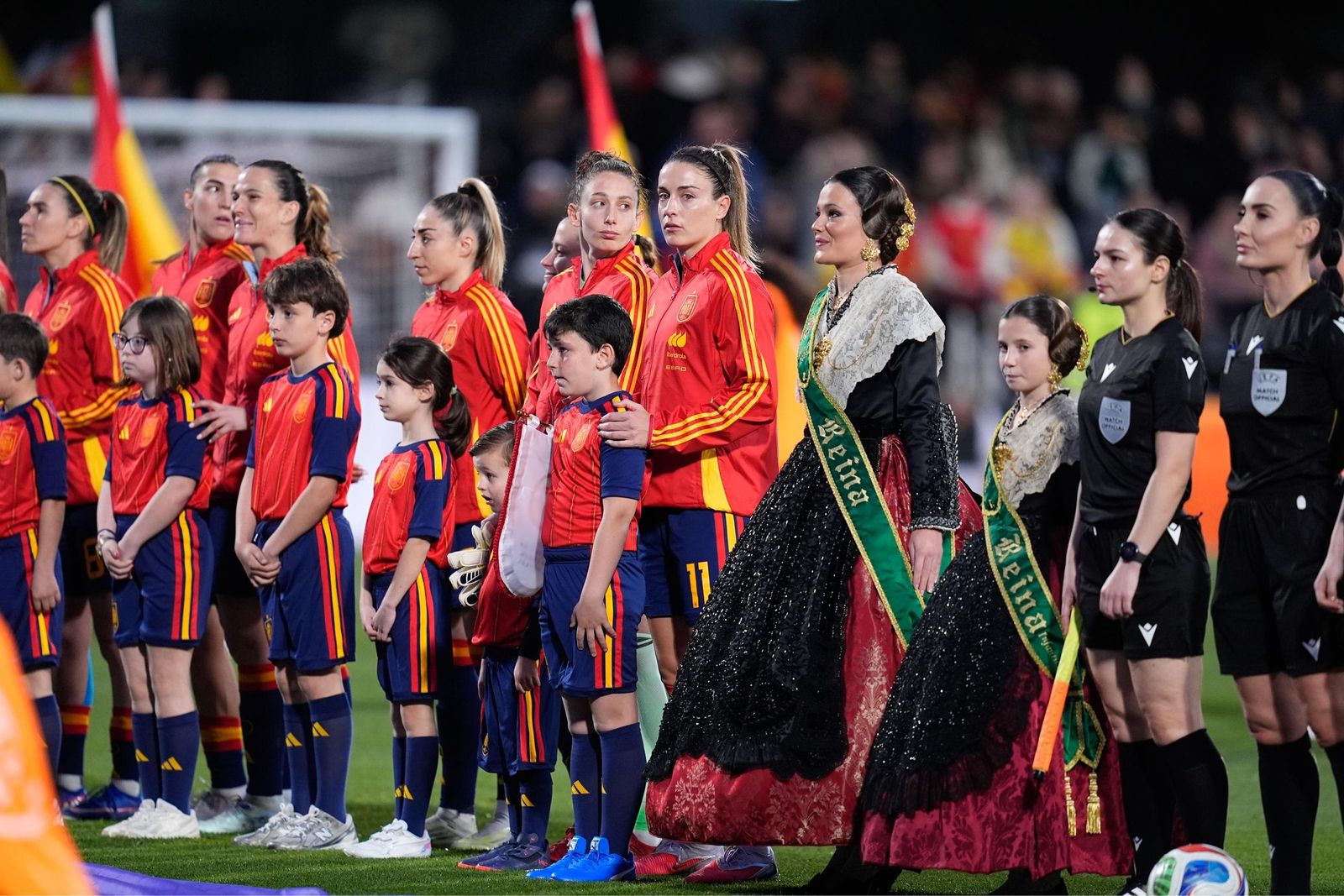 Las fotos del España-Islandia de fútbol femenino