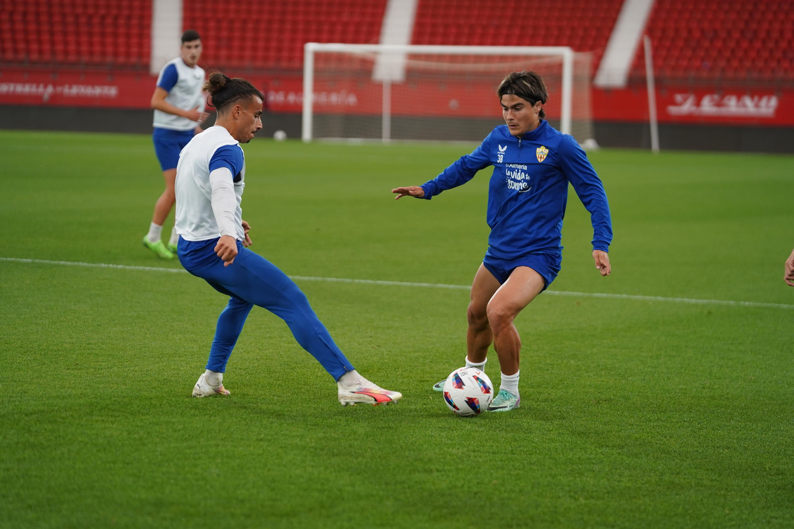 Luka Romero busca zafarse de la marca de Aarón Romero.