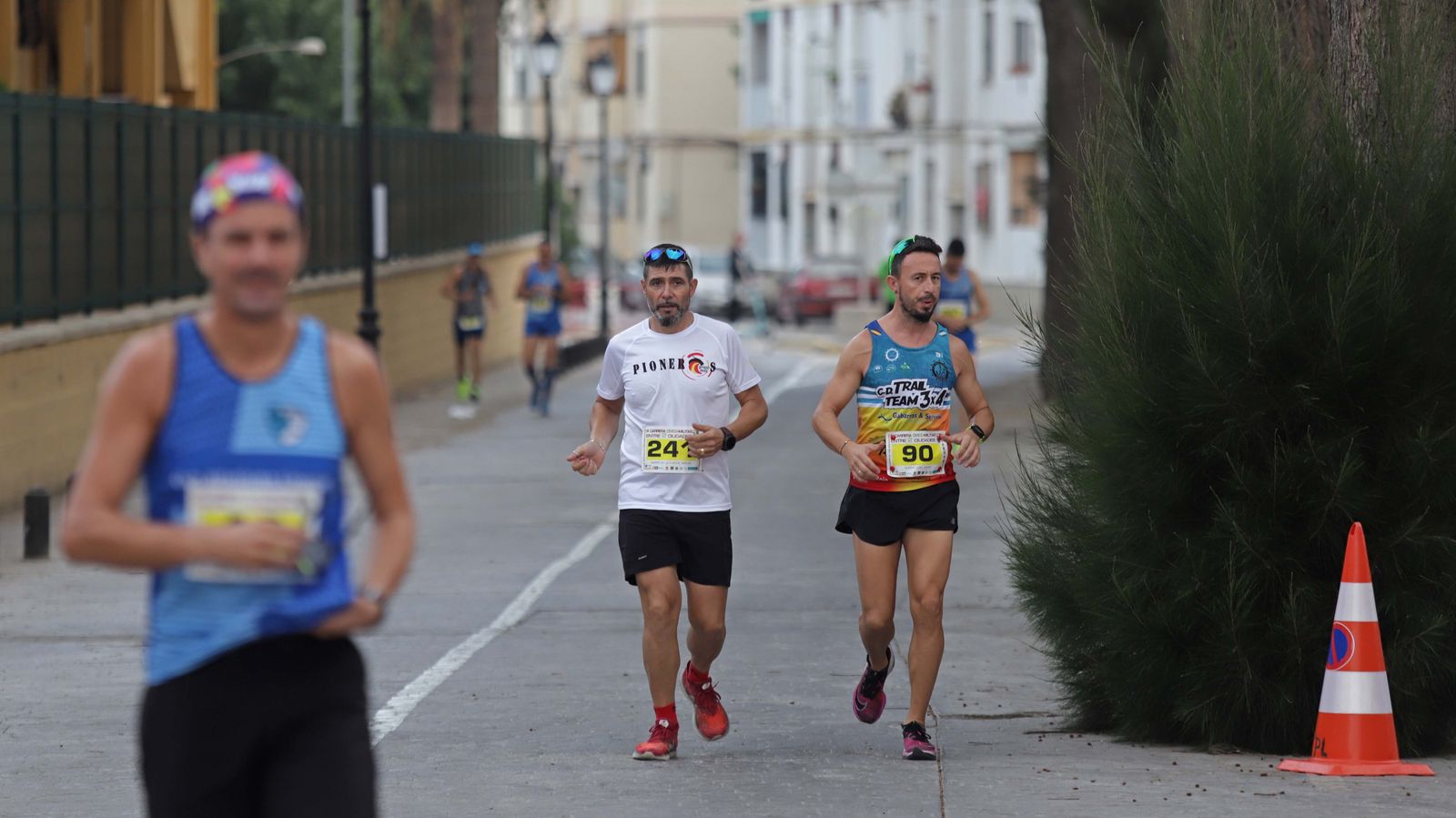 Fotos de la IX Carrera Cívico Militar 'Entre Dos Ciudades'