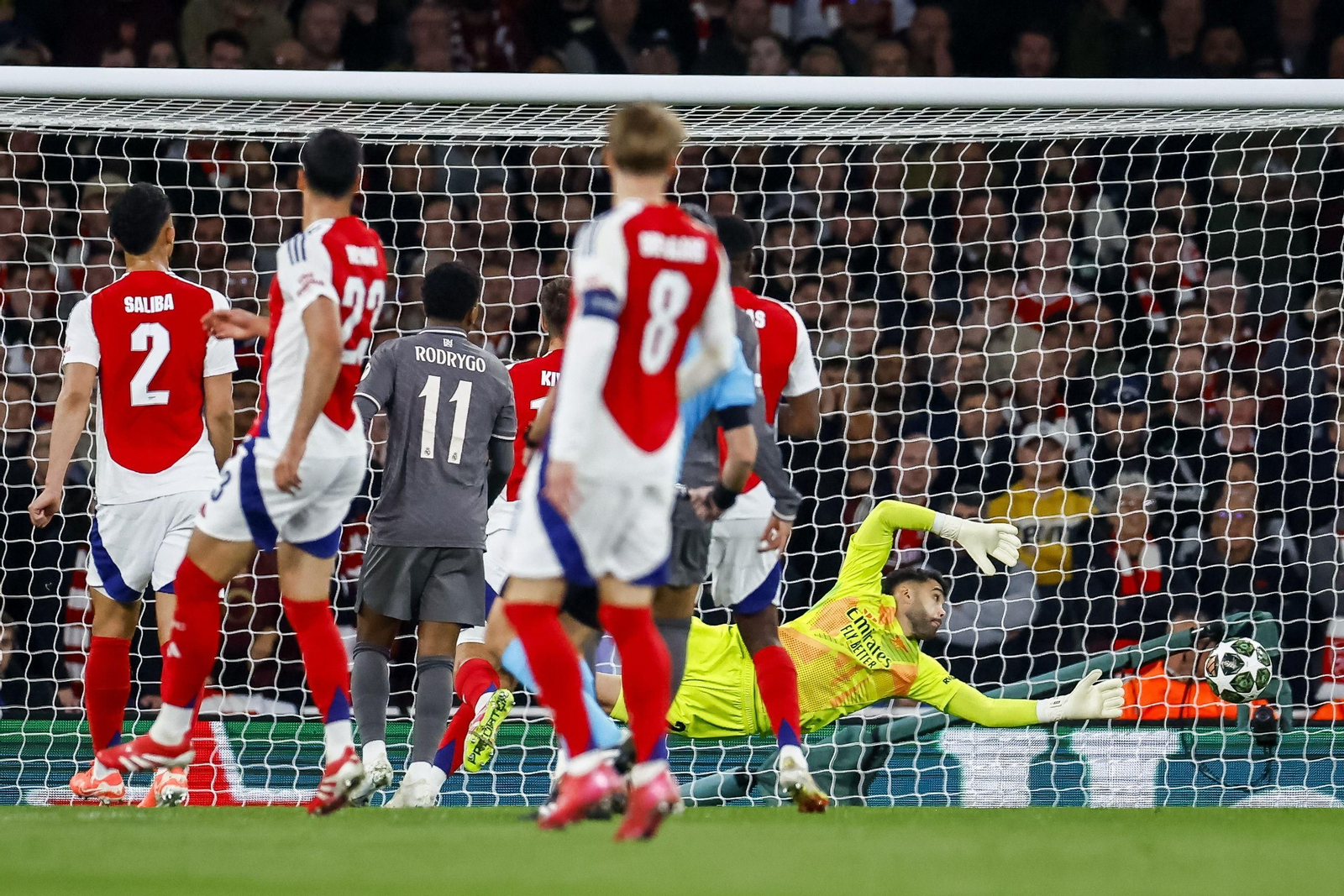 Las mejores fotos del Arsenal - Real Madrid