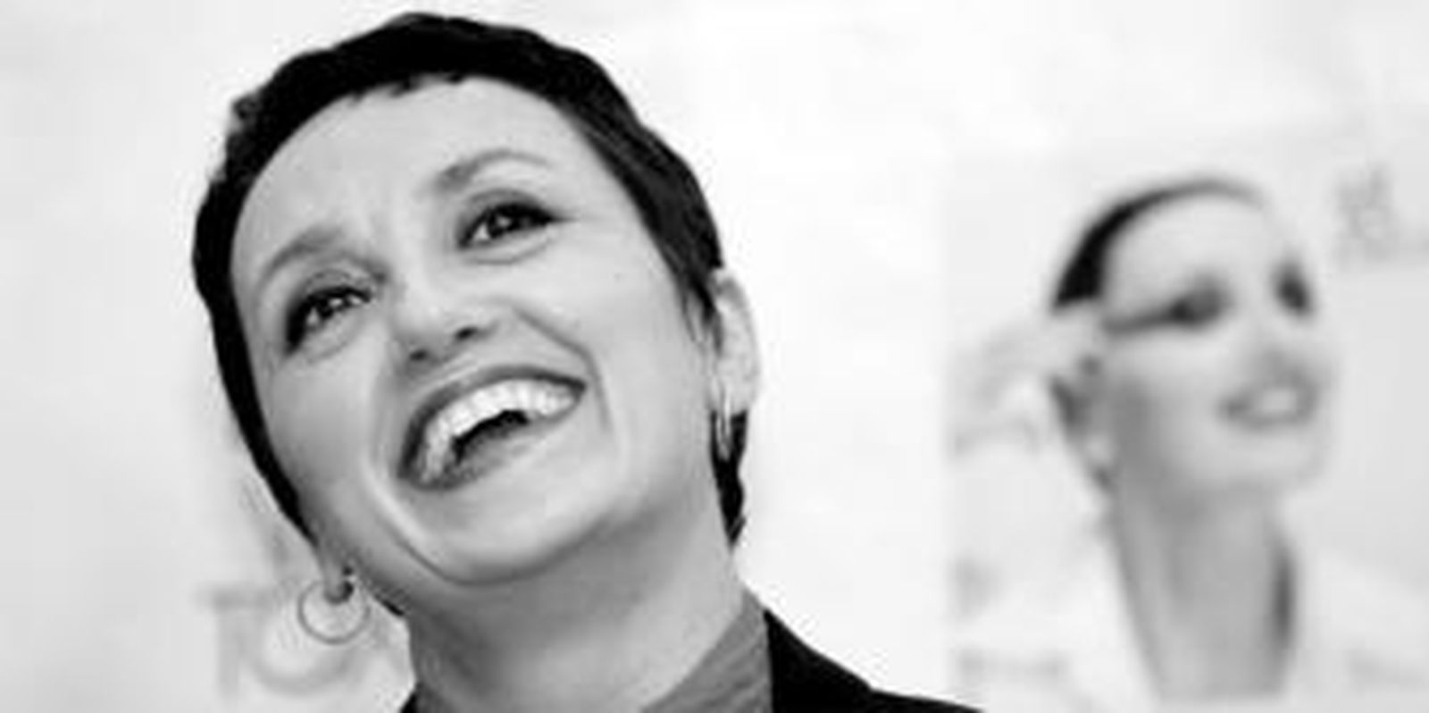 Luz Casal se mostraba así de pletórica ayer en la sede de Unicaja durante la presentación de su nueva gira, que comenzará el 12 de enero próximo en Alicante.