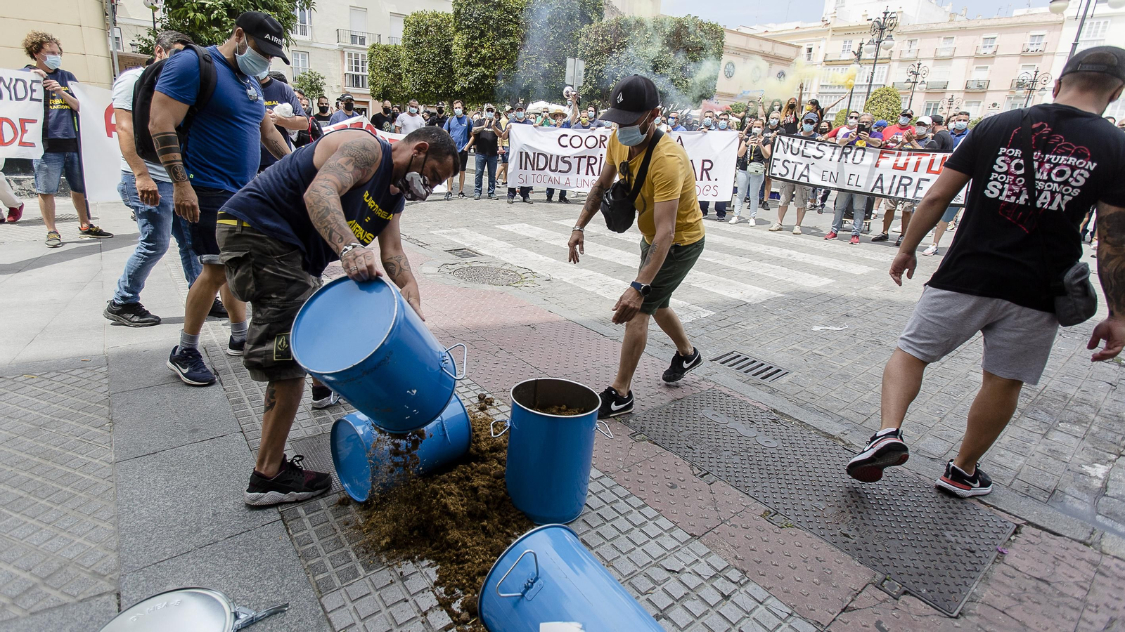 Manifestación contra el cierre de Airbus en Cádiz.