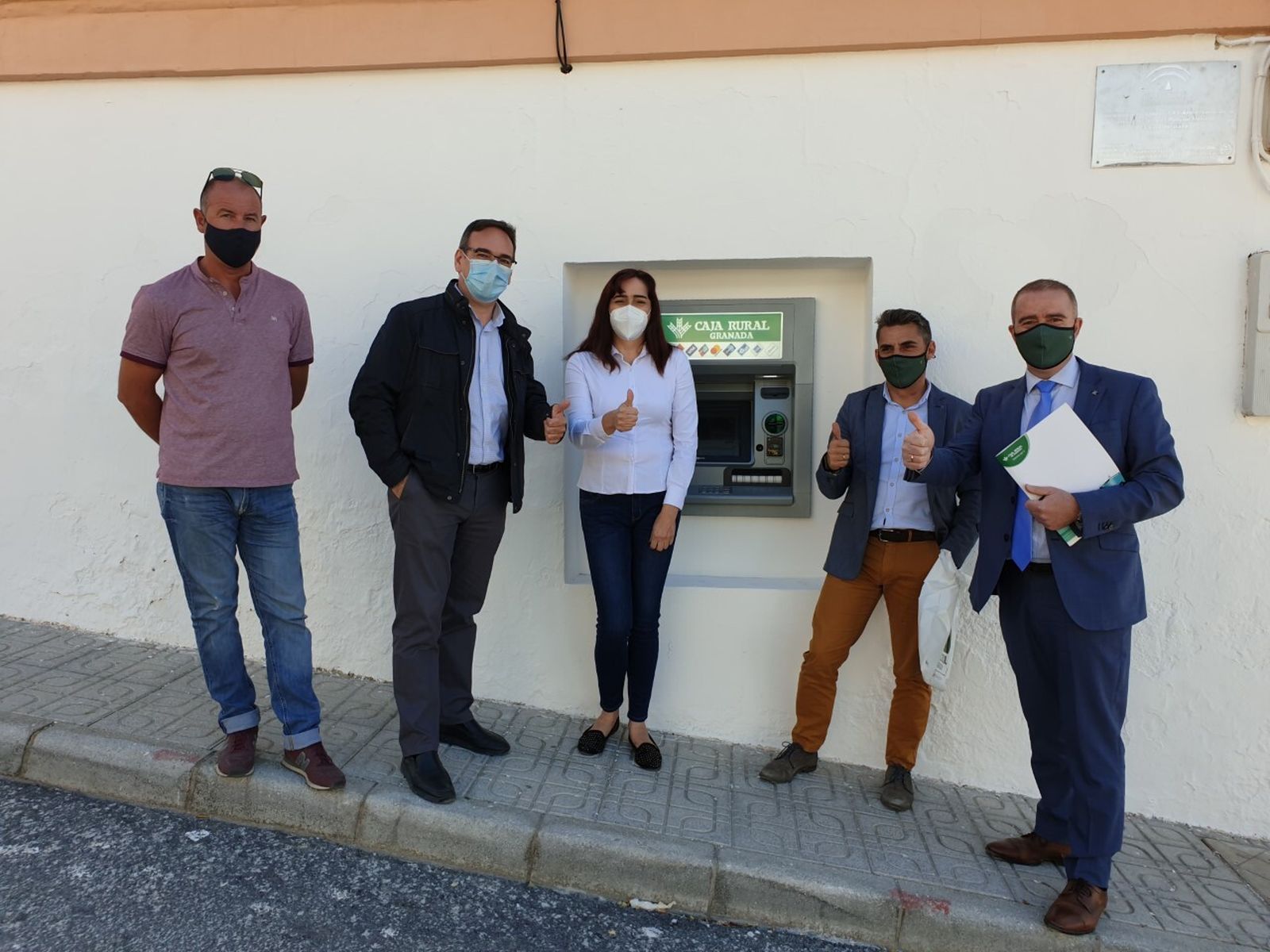 El nuevo cajero de Caja Rural Granada en Charches