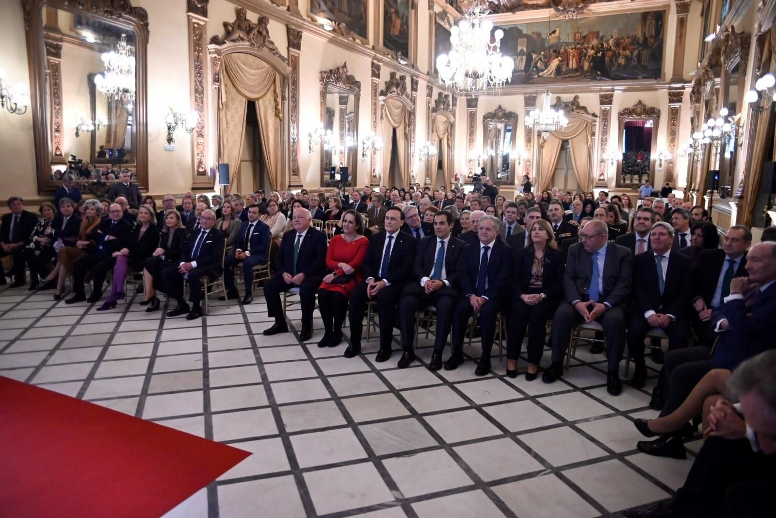 El Real Círculo de la Amistad de Córdoba entrega sus galardones, en imágenes