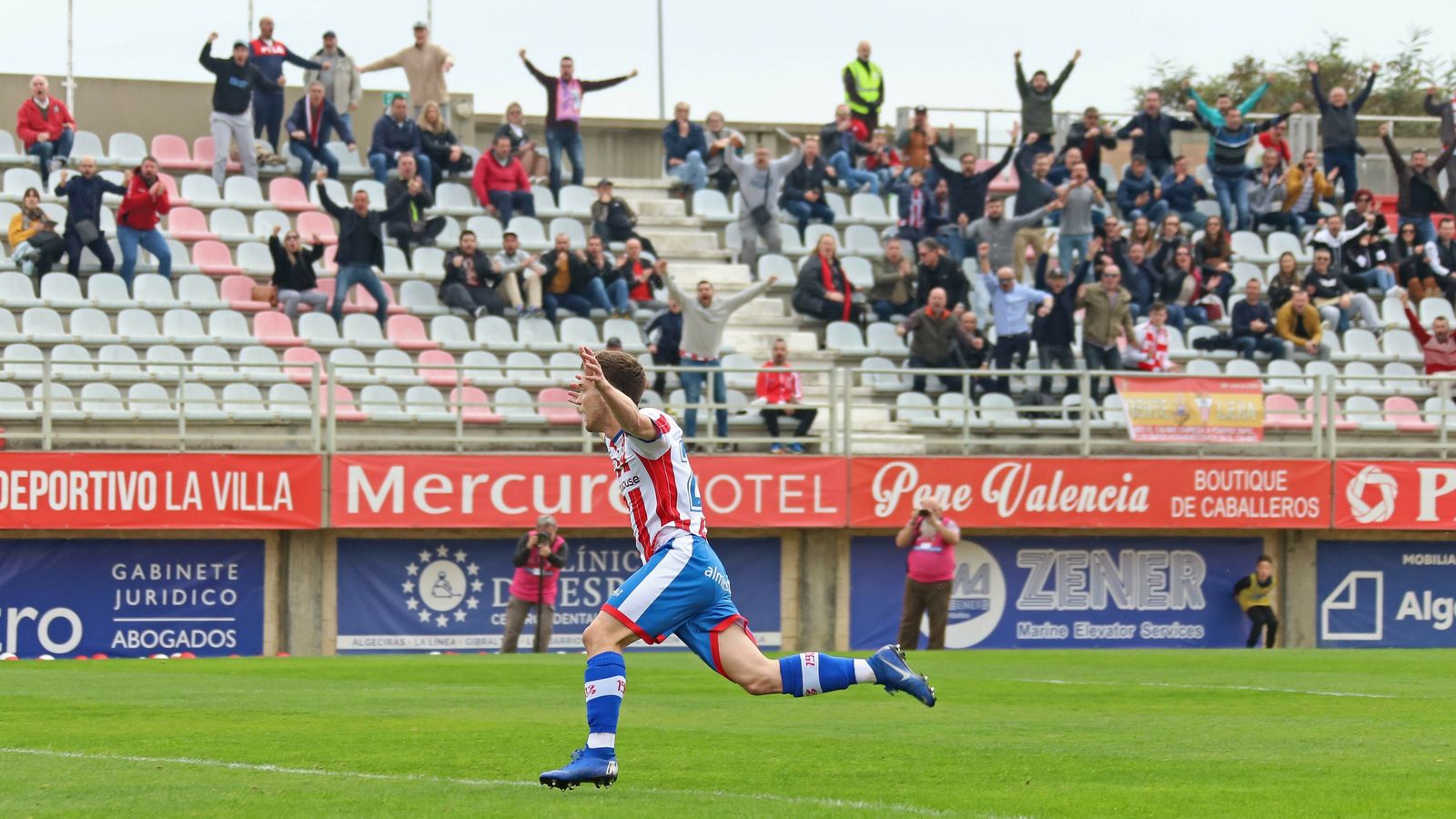 Las mejores fotos del Algeciras CF - Cádiz B