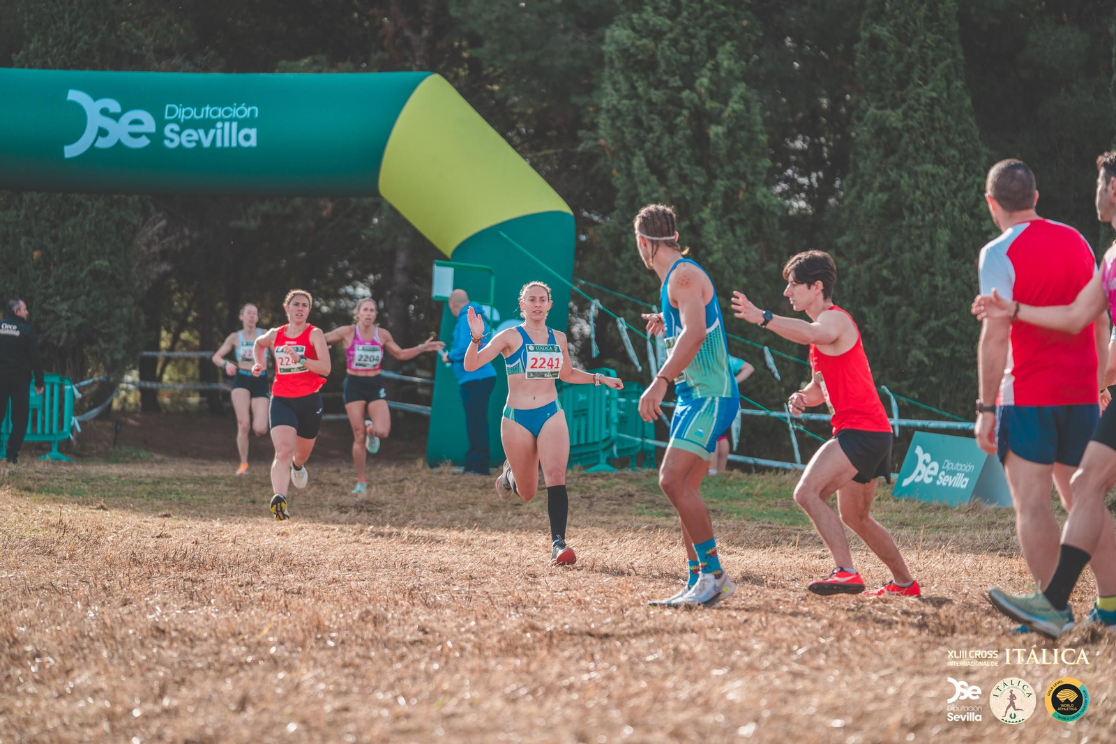 Búscate en las fotos del Cross de Itálica 2025 | 3