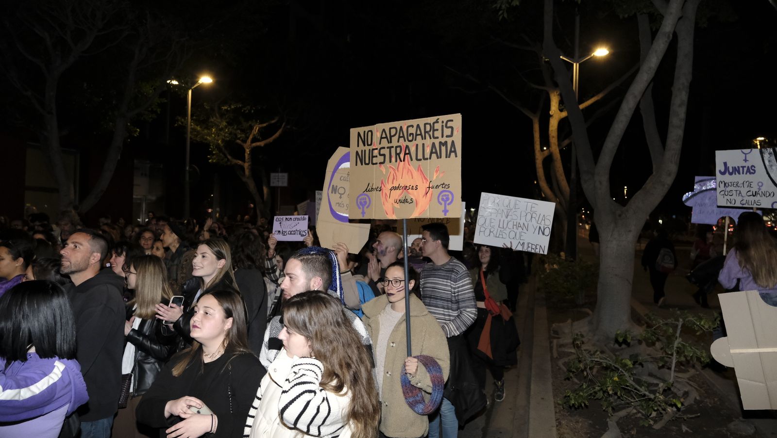Imágenes de las manifestaciones por el Día de la Mujer en Almería