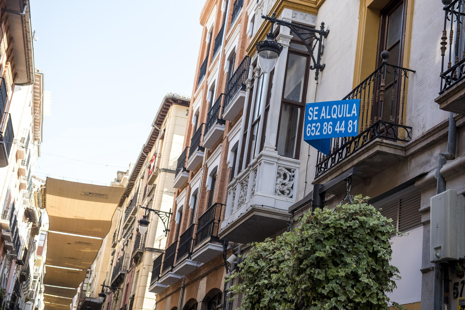 Cartel de 'Se alquila'.
