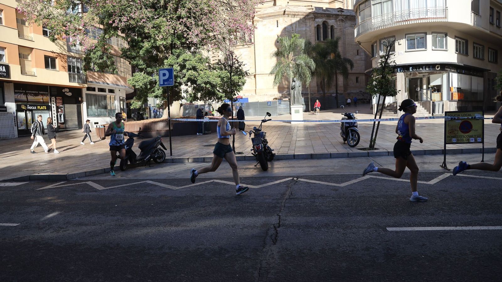 Búscate en las fotos de la Carrera de la Prensa en Málaga