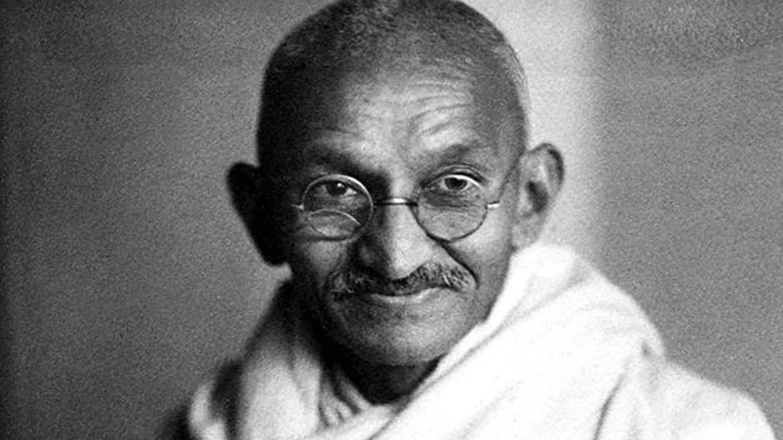 En la imagen, Mahatma Gandhi, quien fue asesinado en 1948.