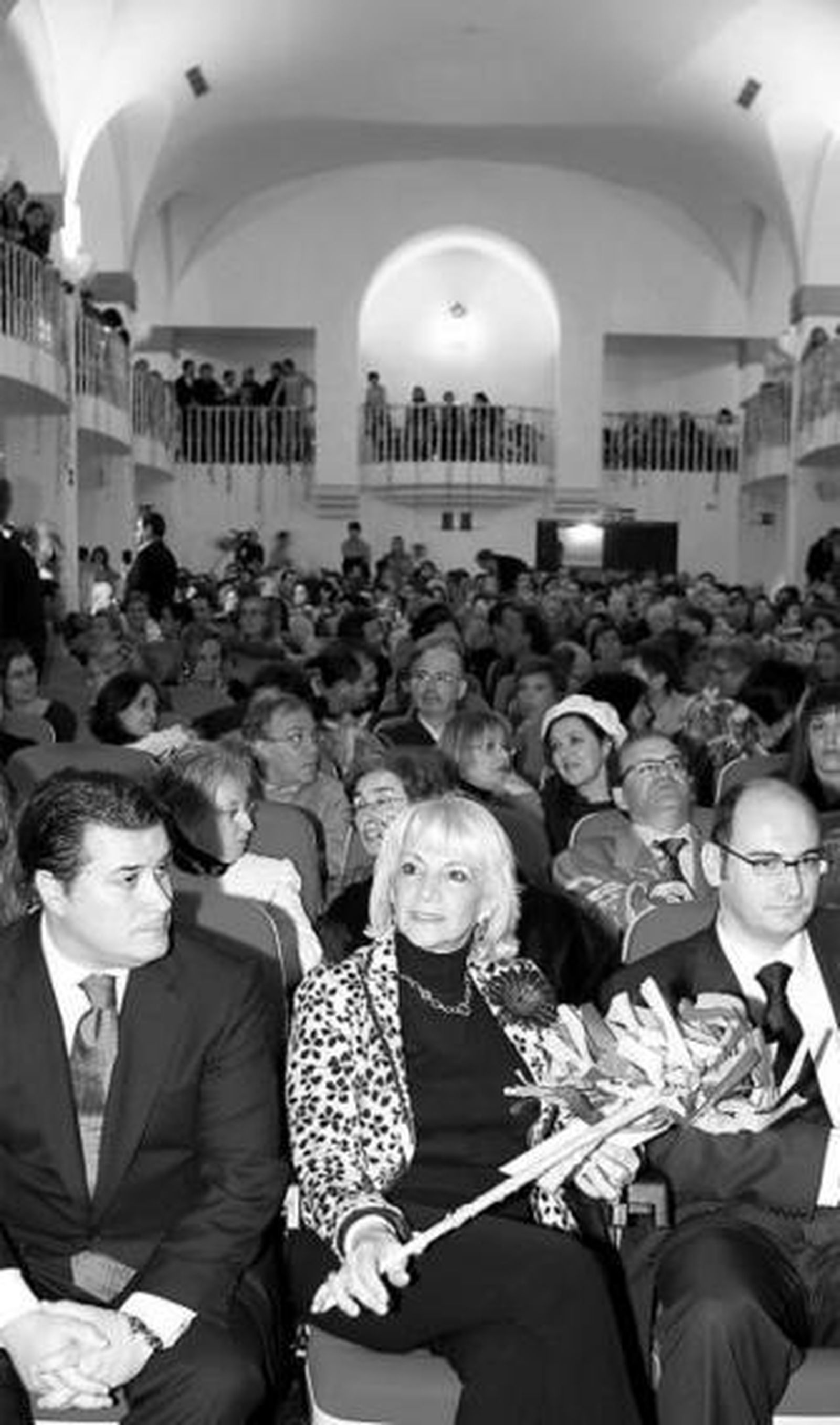 Javier Cansado, en plena faena en el Centro Cultural Conde Duque de Madrid.