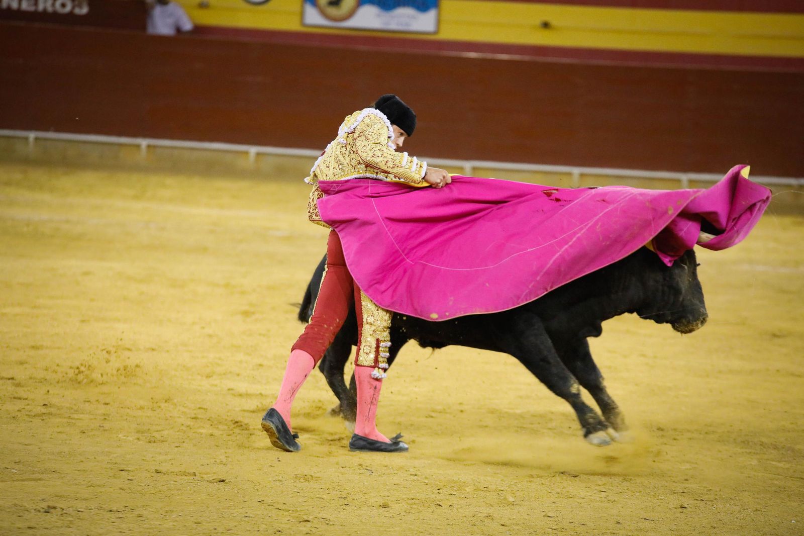 Corrida de toros en Roquetas, en imágenes