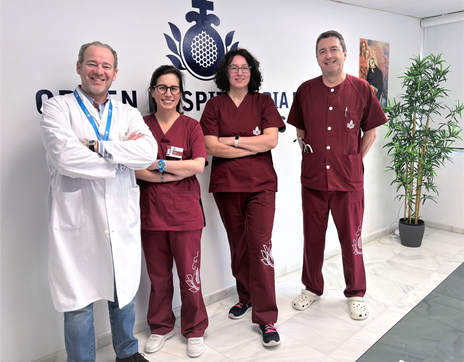 Los doctores Miguel Araujo, Bárbara Cachero, Beatriz Contreras y Juan Carlos Durán.