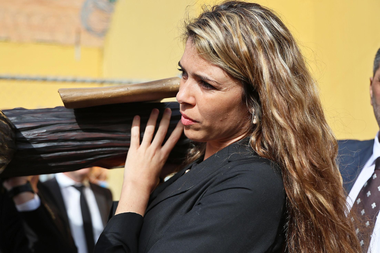 Las mejores imágenes del traslado del Cristo de la Pasión al Centro Penitenciario de Huelva