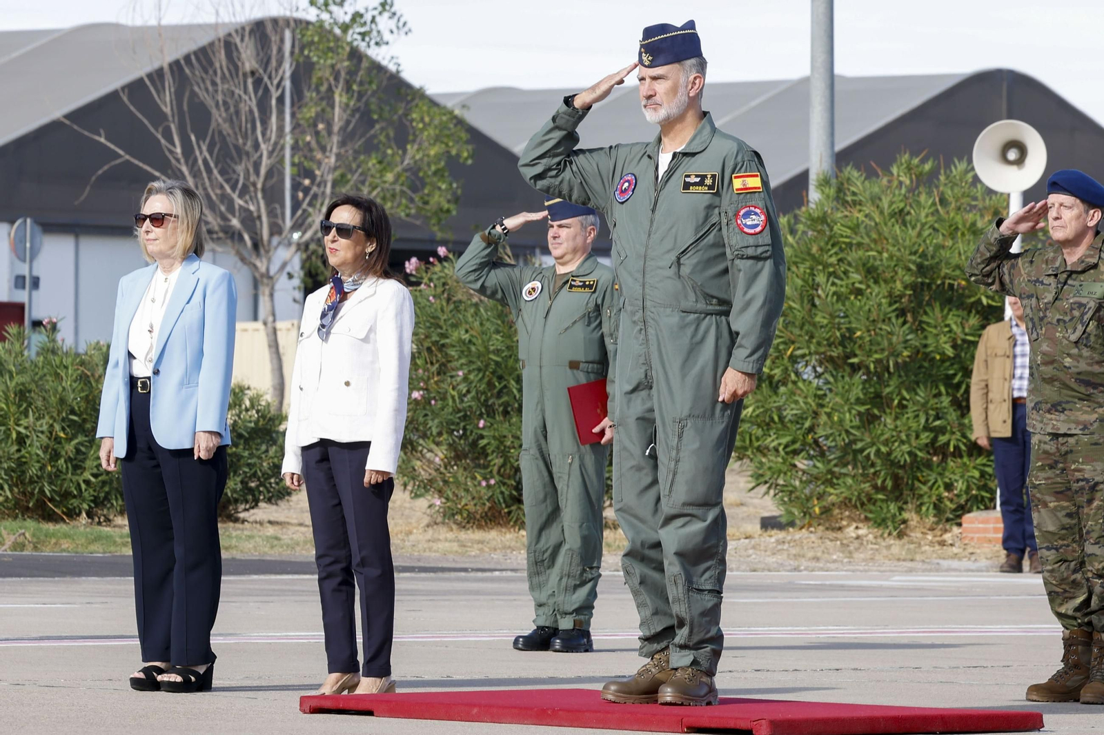 Felipe VI visita el European Tactica Airlift Centre para tripulaciones europeas en la Base Aérea