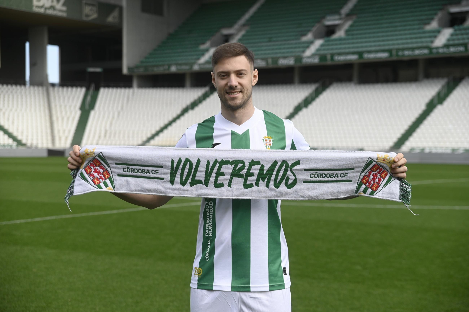 Las mejores fotos de la presentación de Corbo, Pedro Ortiz y Rubén Alves como nuevos jugadores del Córdoba CF