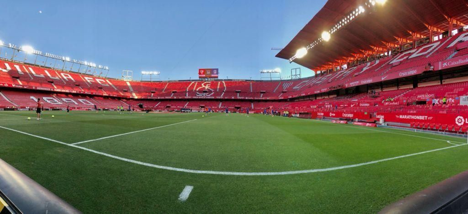 Panorámica del estadio Ramón Sánchez-Pizjuán, a punto para el cierre de la Liga.