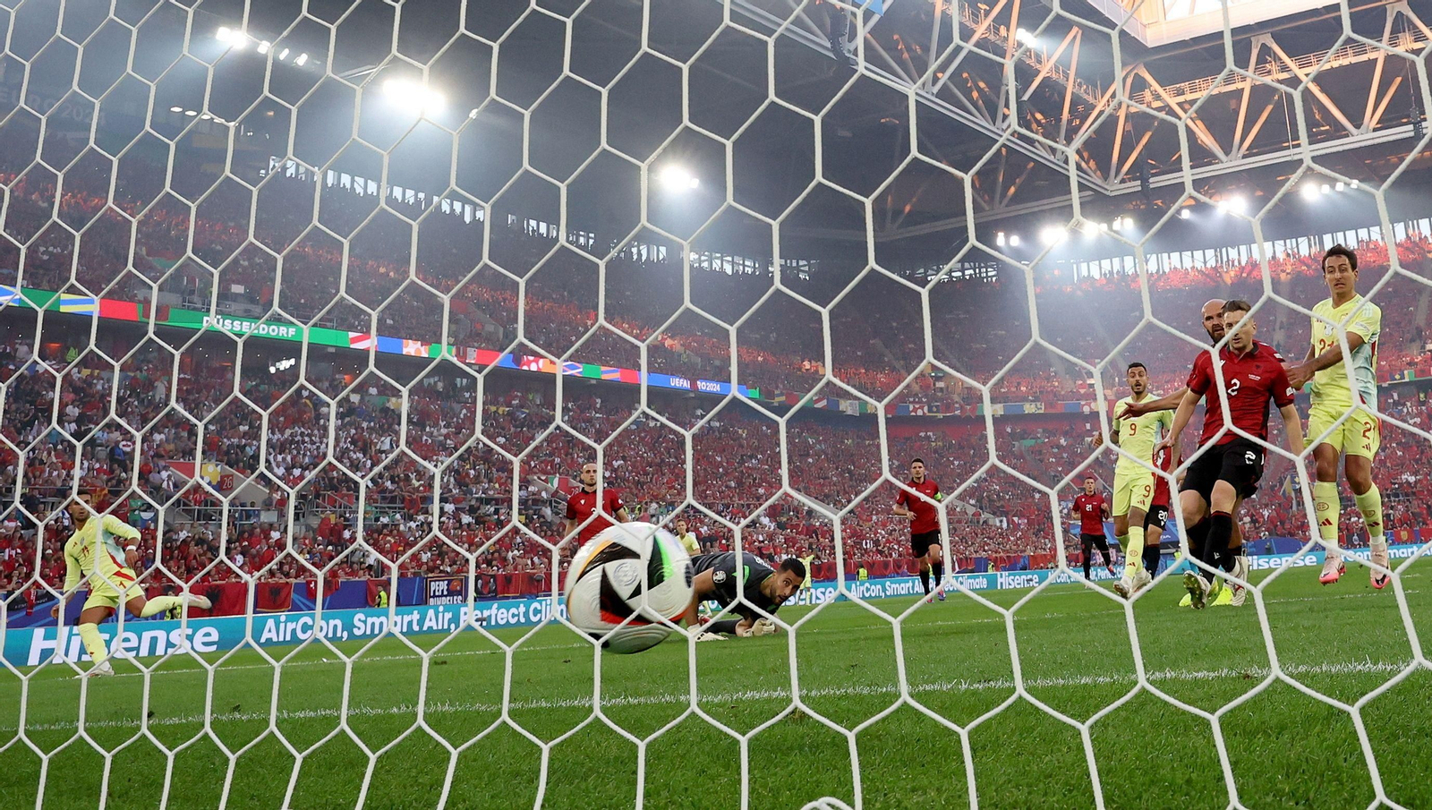 Las fotos del Albania - España