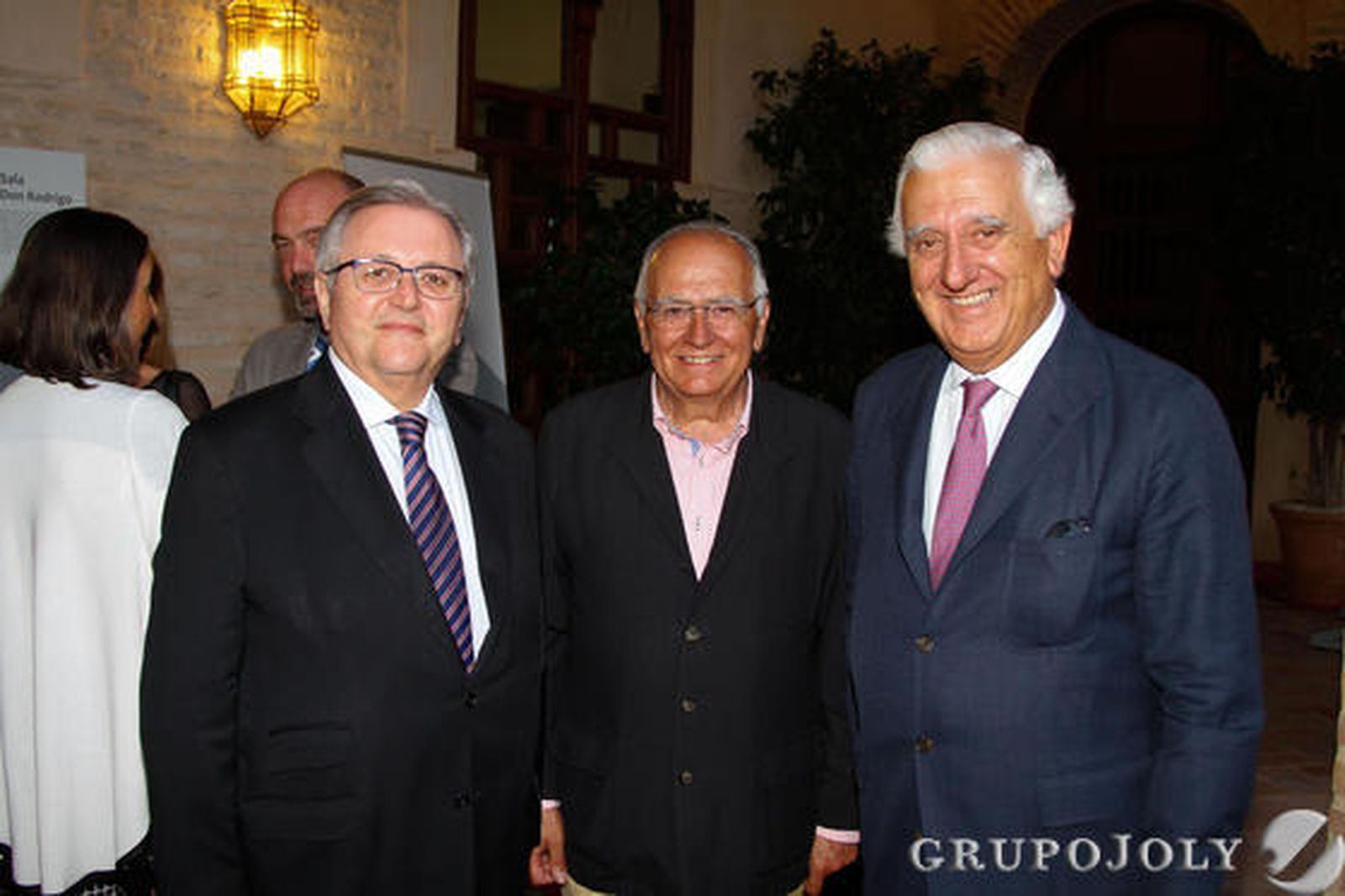 Manuel Ruiz Domínguez, Francisco Pérez y el empresario Santiago Herrero. / Fotos: Juan Carlos Muñoz y Victoria Hidalgo
