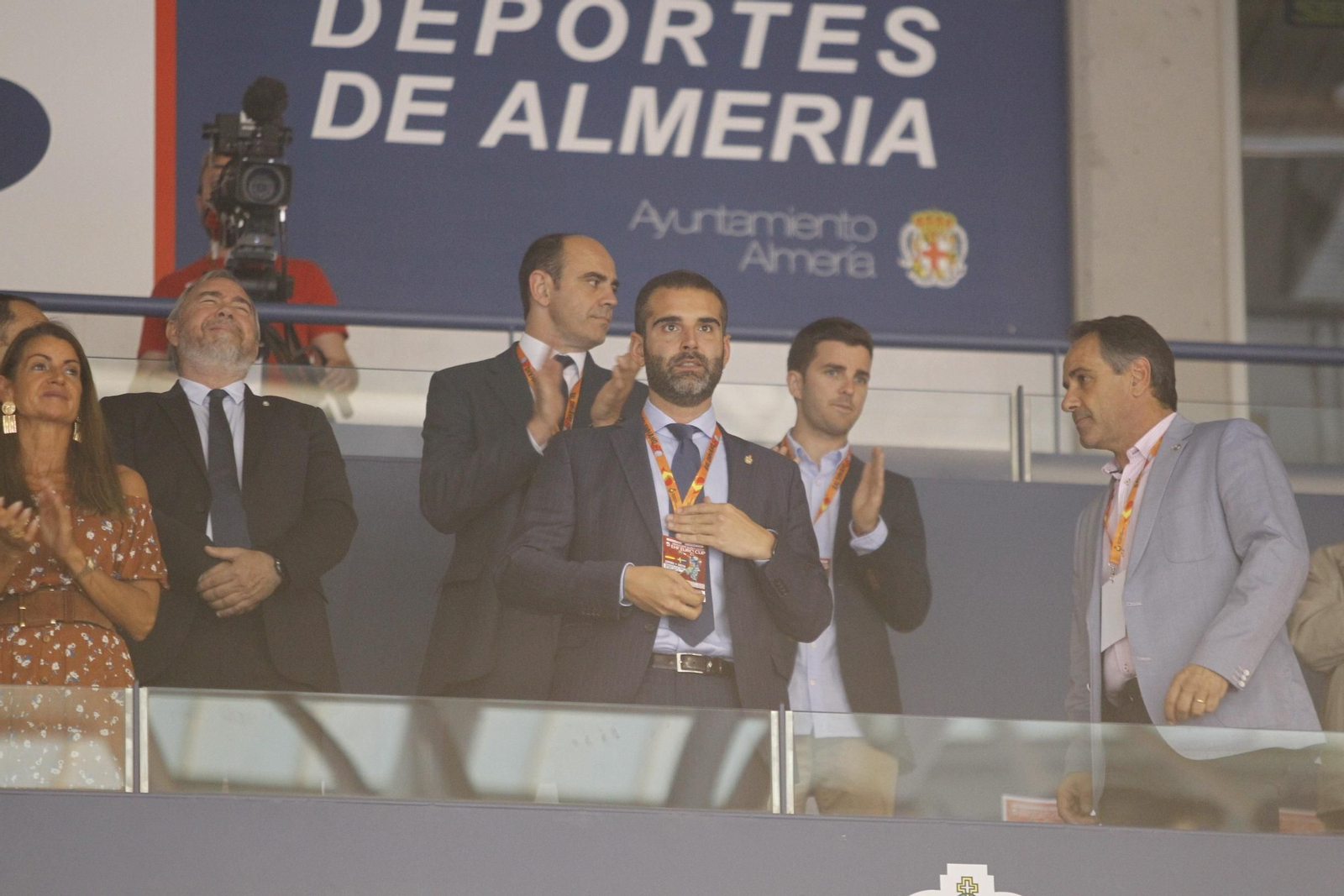 Fotogalería España-Suecia. Balonmano. Palacio Juegos Mediterráneos. Almería