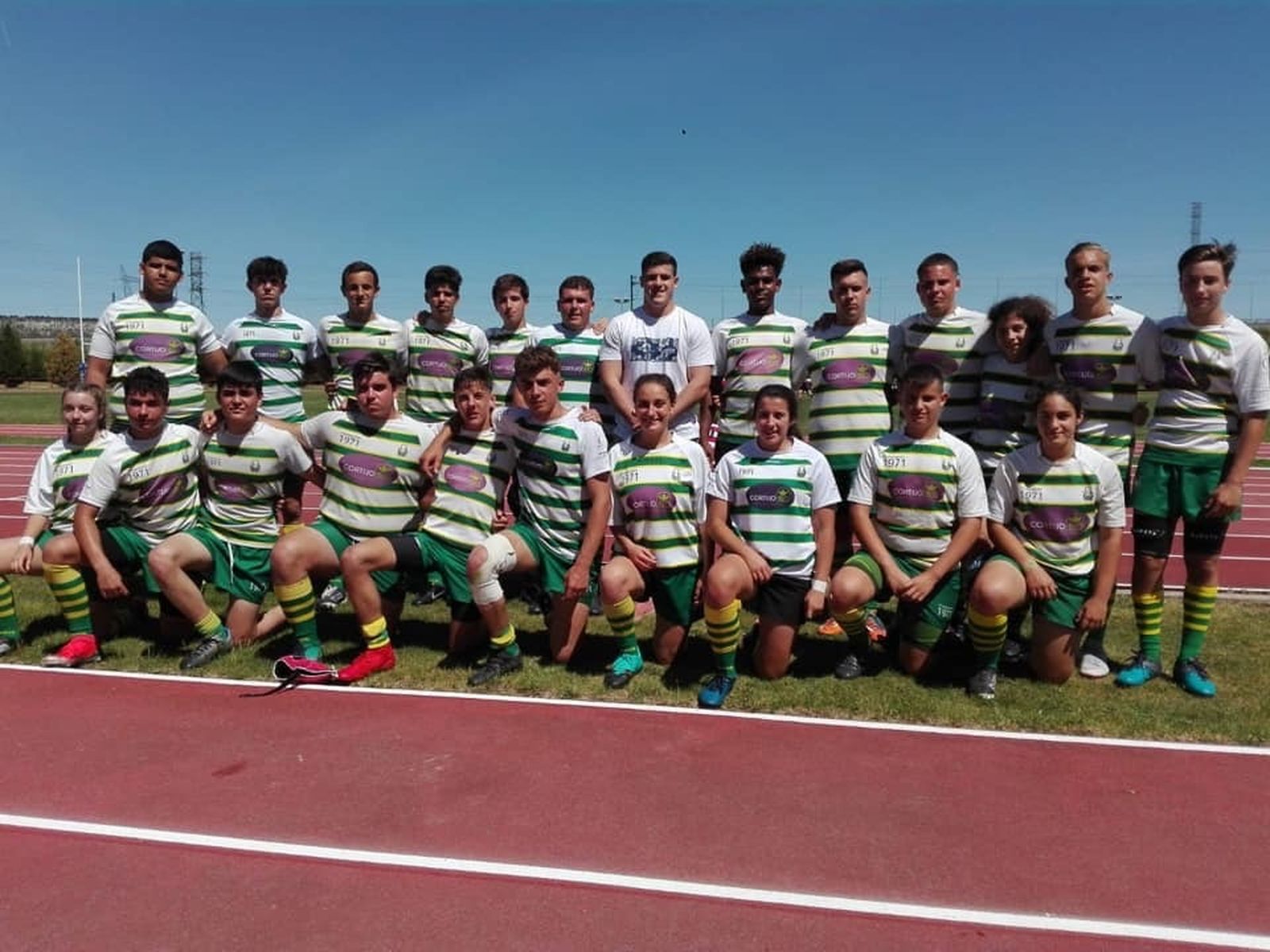 Equipo Sub-16 del CR At. Portuense en Valladolid, donde recibió la visita de Gabriel Vélez.