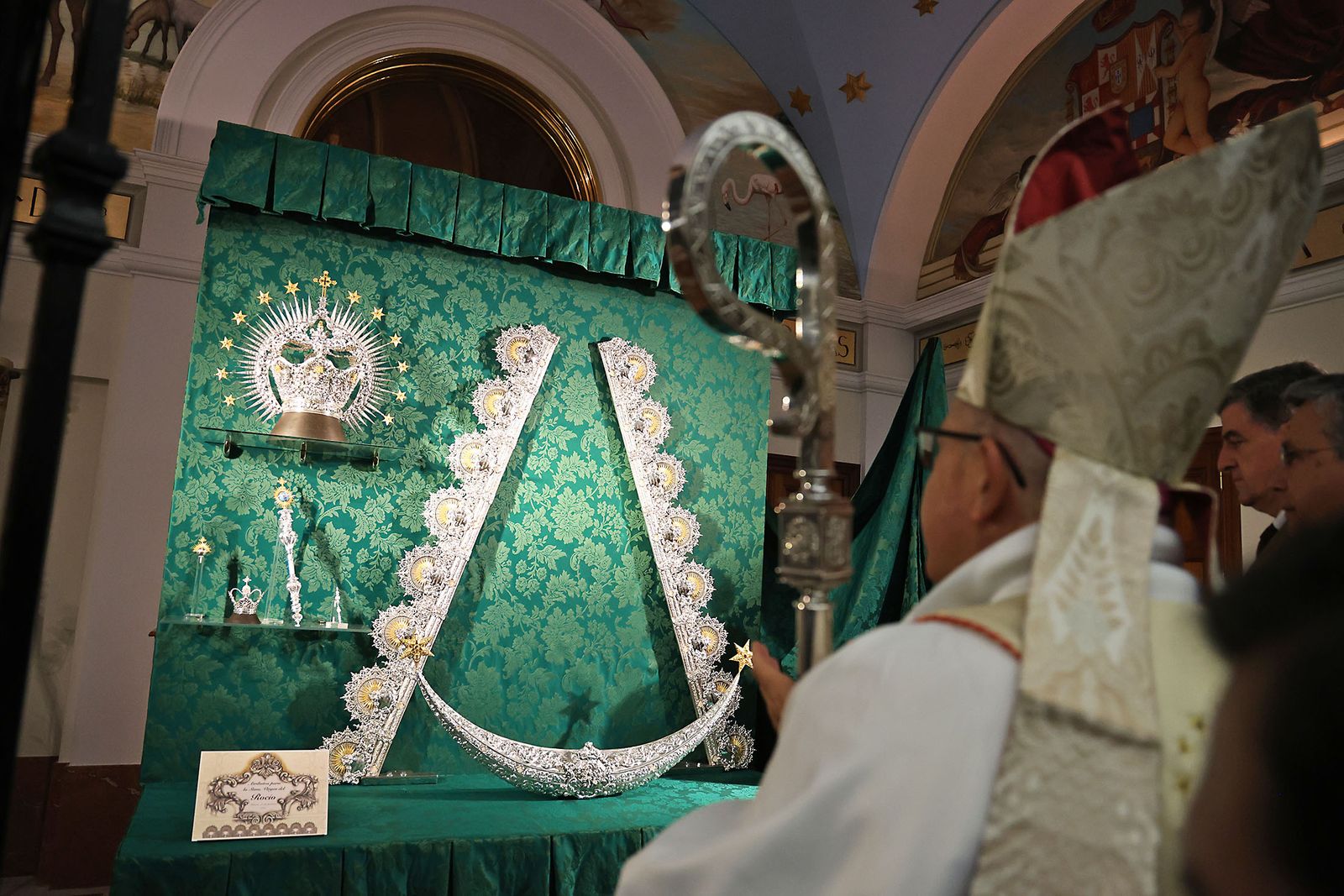 Sabatina y Bendición de nuevos atributos para la Virgen